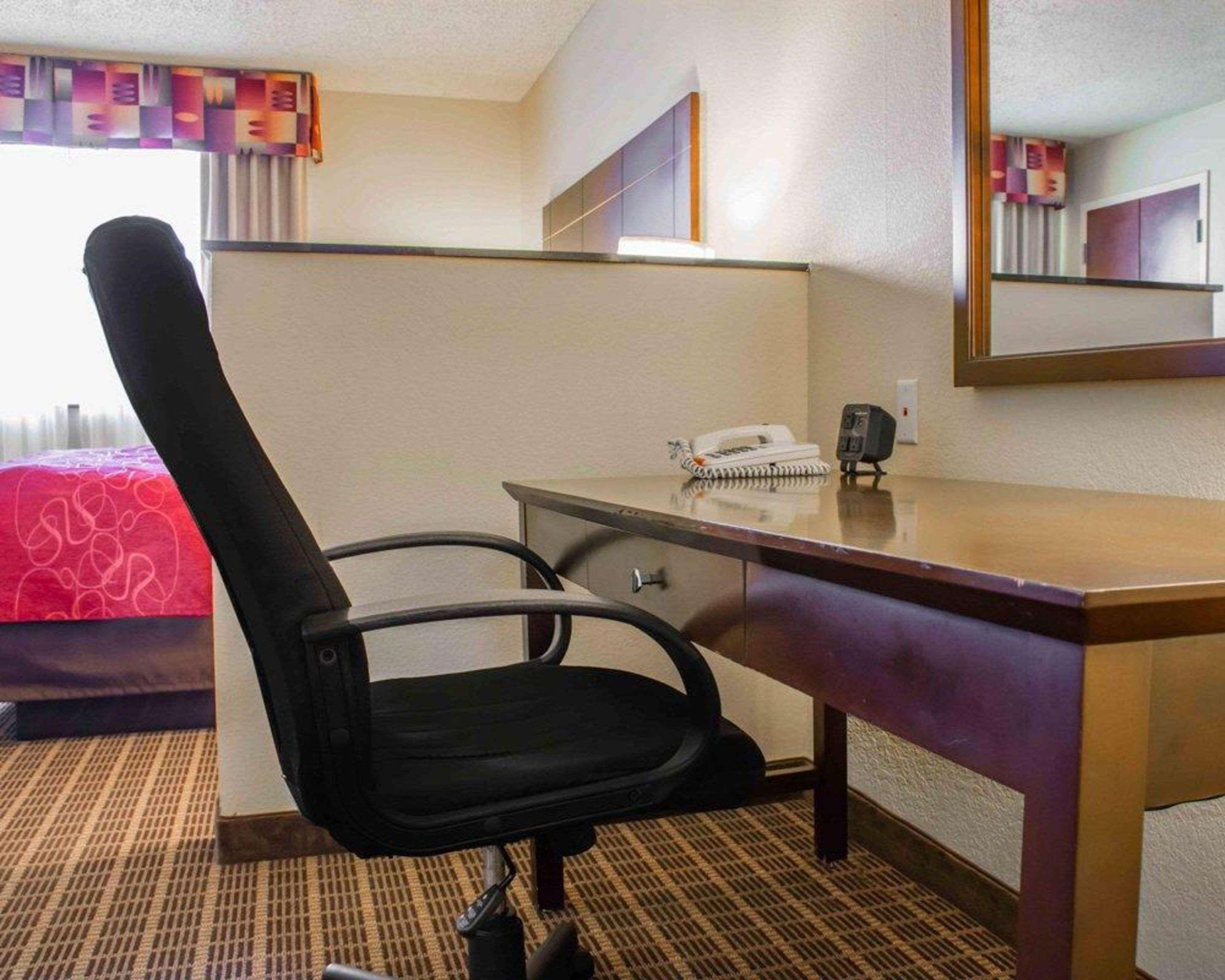Comfort Suites Huntsville Midcity District At Research Park Extérieur photo
