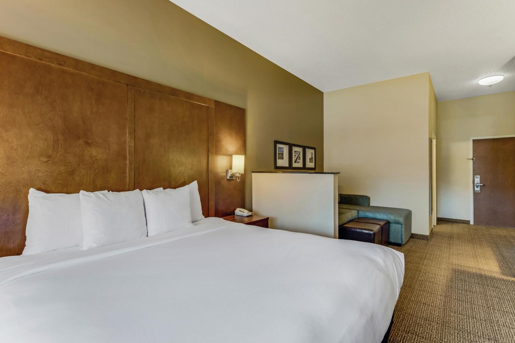 Comfort Suites Huntsville Midcity District At Research Park Extérieur photo