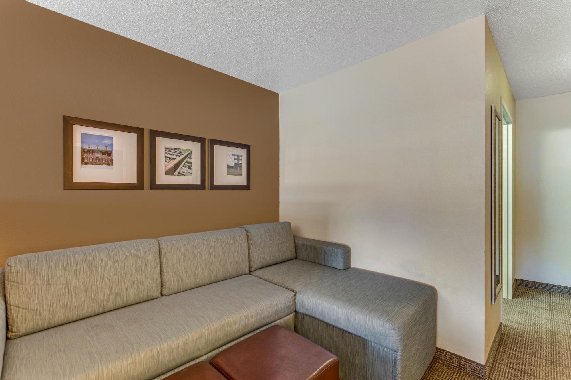 Comfort Suites Huntsville Midcity District At Research Park Extérieur photo