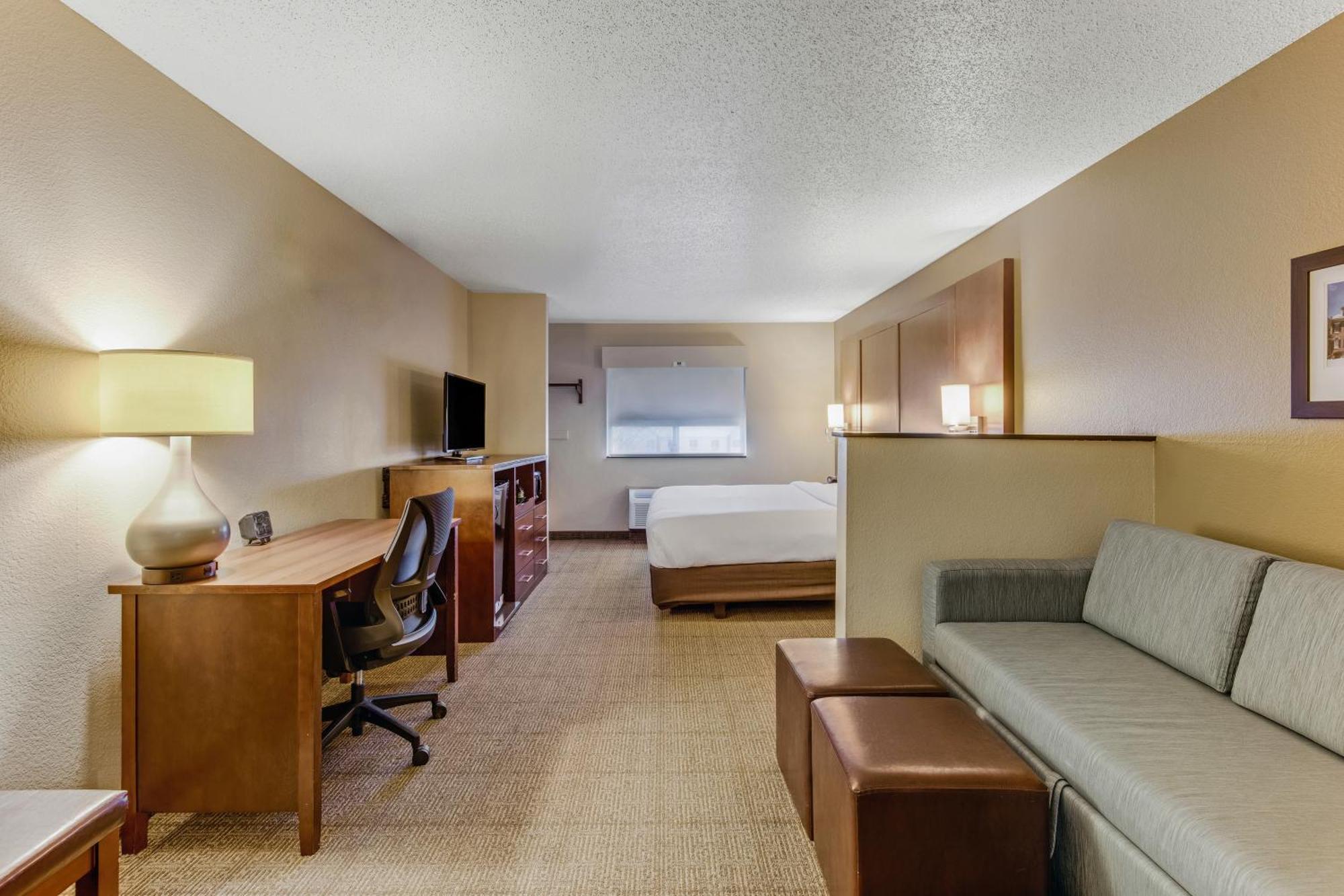Comfort Suites Huntsville Midcity District At Research Park Extérieur photo