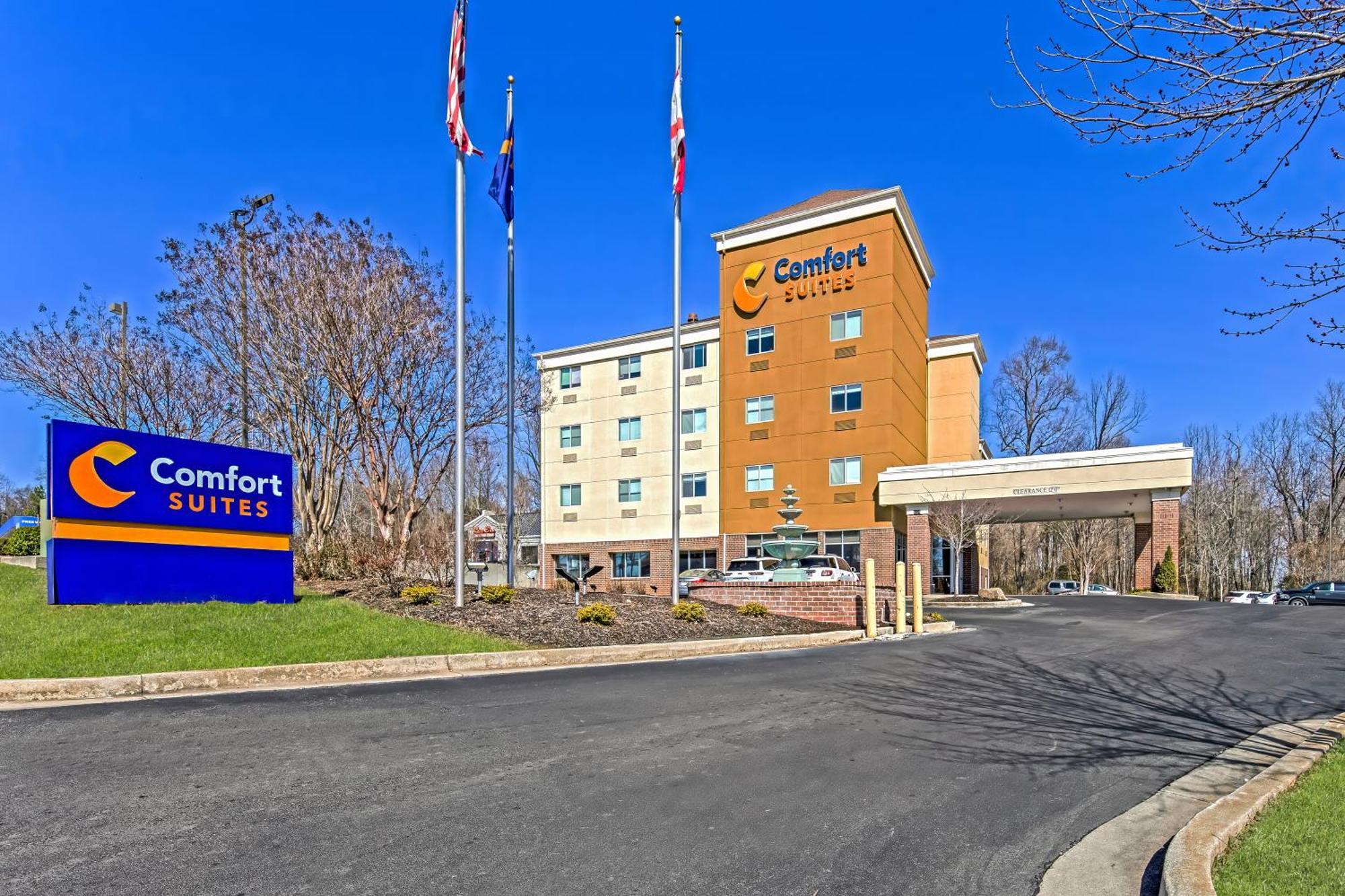 Comfort Suites Huntsville Midcity District At Research Park Extérieur photo